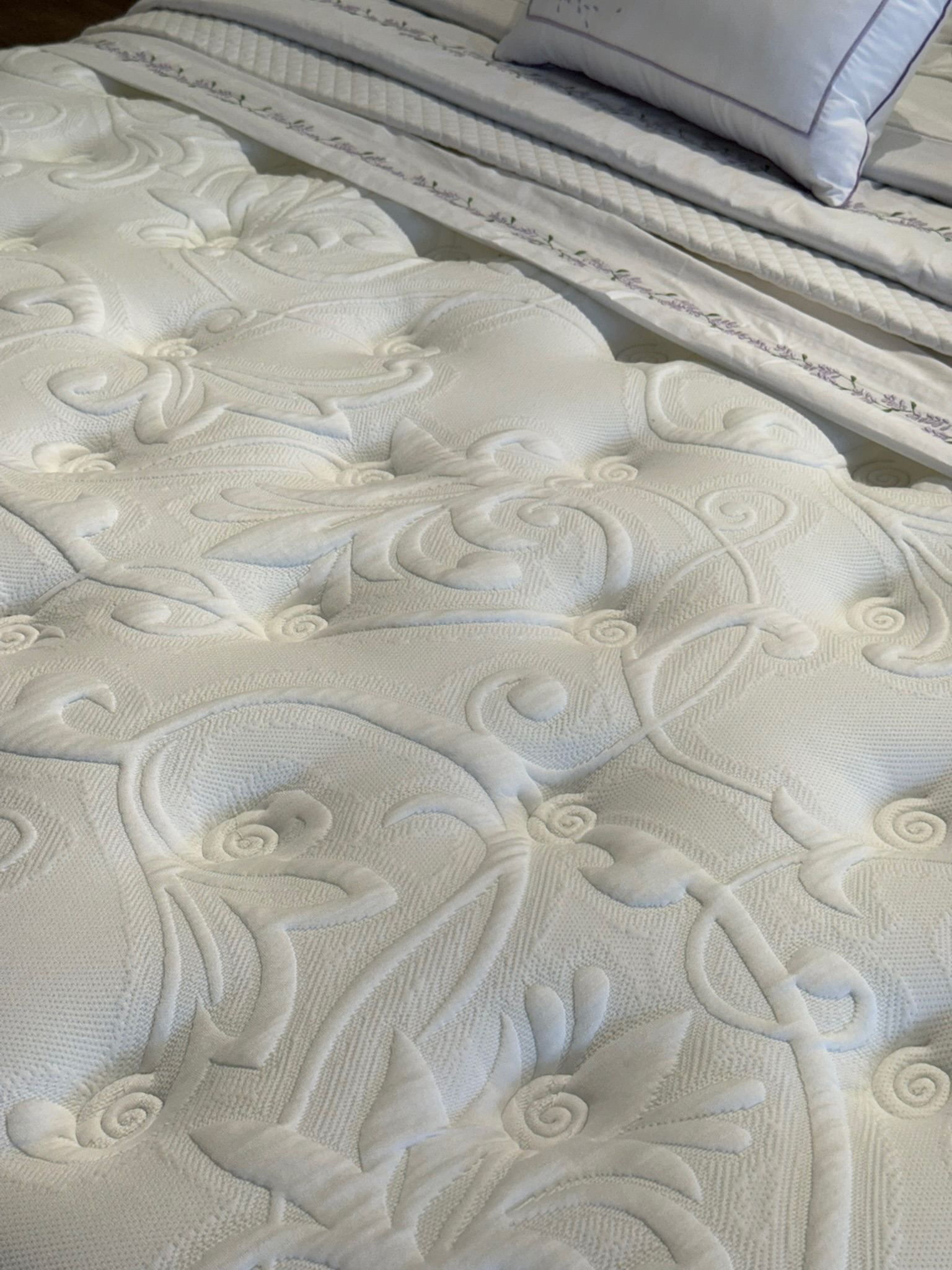 Textura do tampo de um colchão Anjos